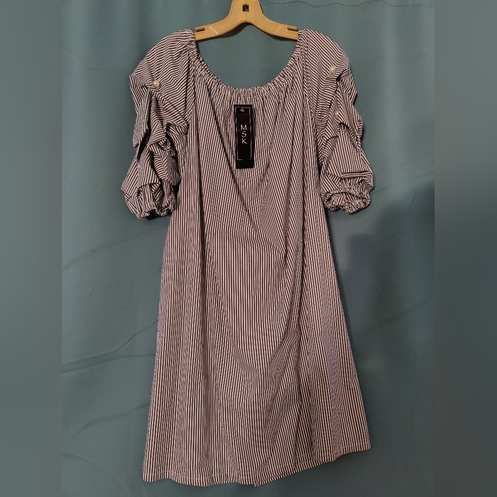 NWT Off The Shoulder Striped MSK Dress
